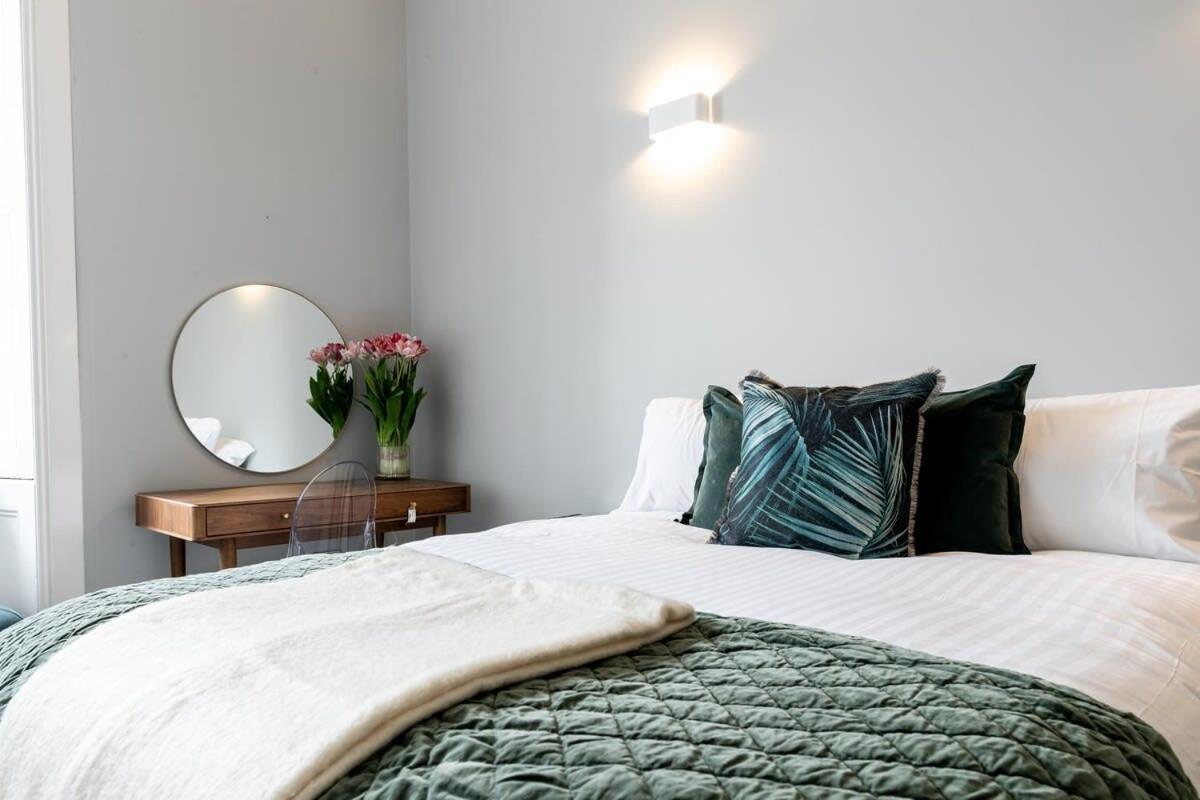 Beautiful 4 Bed Flat In Perfect Central Location 글라스고 외부 사진